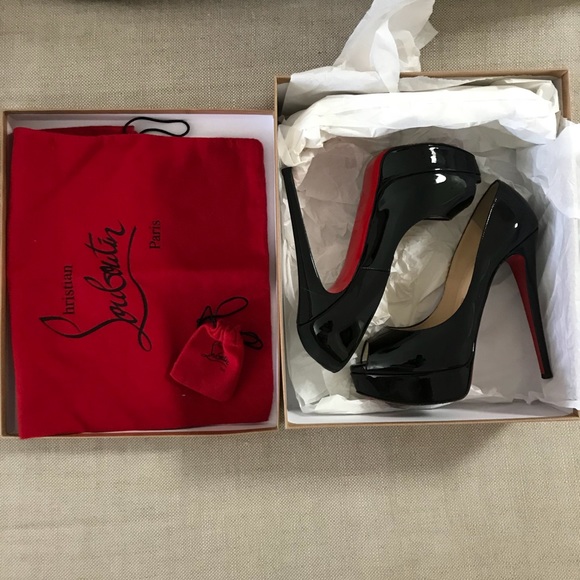 SOLD Louboutin Sandals - Picture 7 of 8